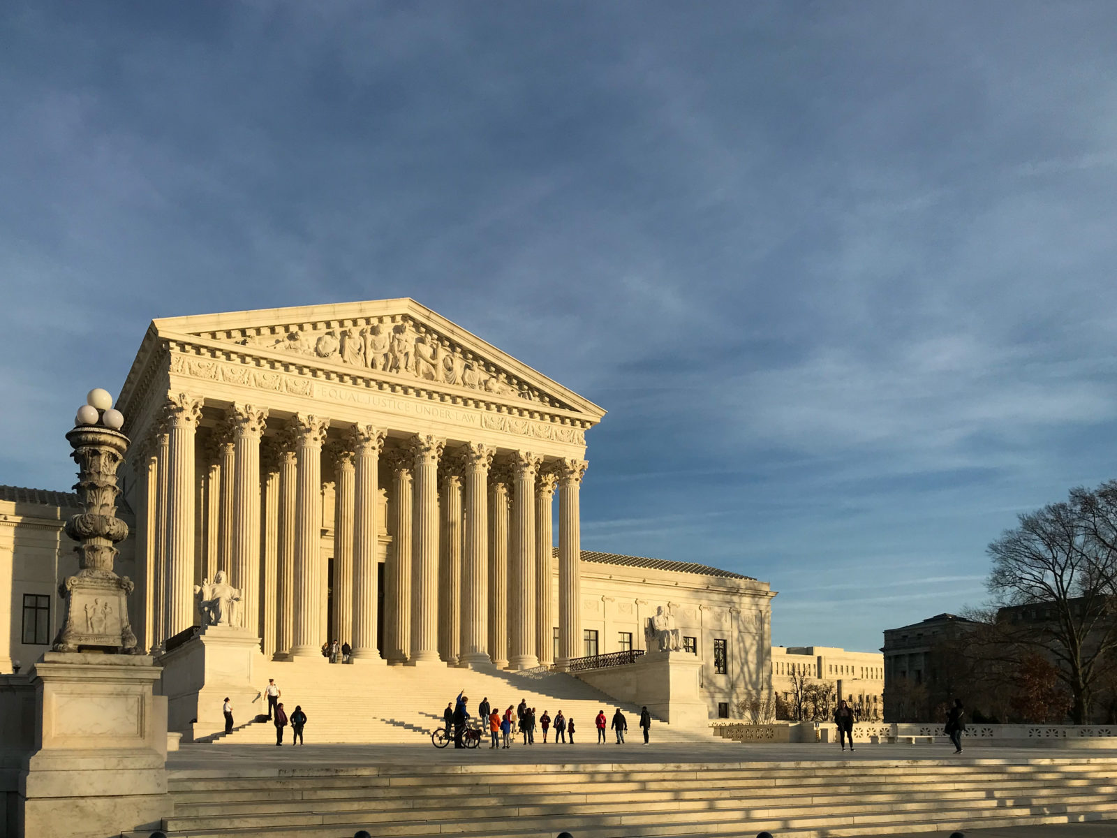 The Oregon Court Ruling Shielding Warren Buffett from a Multibillion Dollar Firestorm