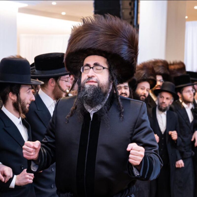 Outspoken Satmar rabbi’s Torah videos attract followers from unlikely corners of the internet