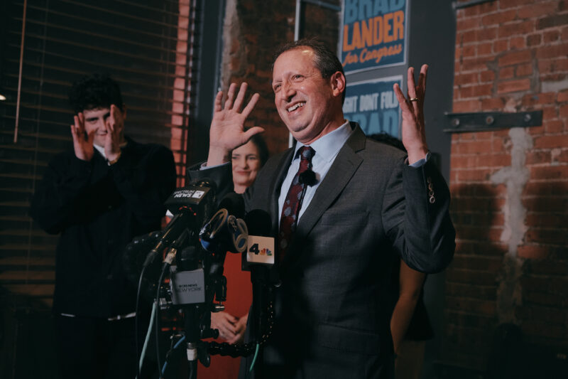 Lander campaign operative shared Israel conspiracy theories, pro-Hamas content