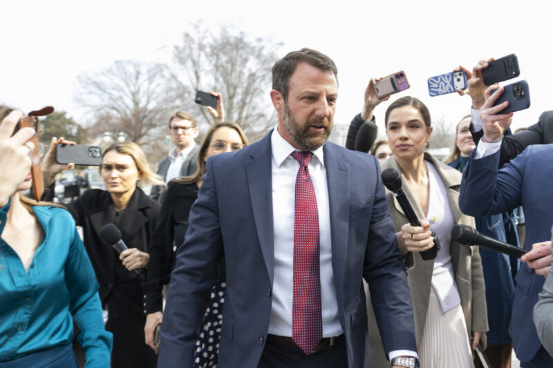 Markwayne Mullin nominated to replace booted DHS Secretary Kristi Noem