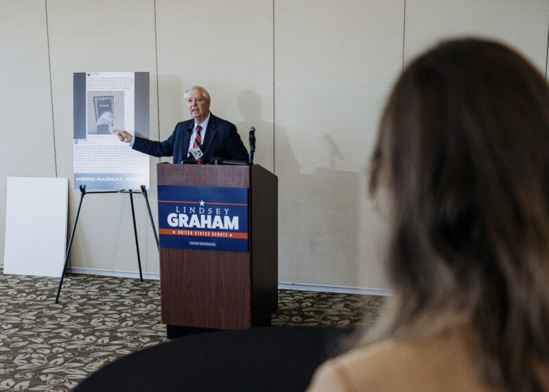 Lindsey Graham calls on primary rivals to fire antisemitic staffers